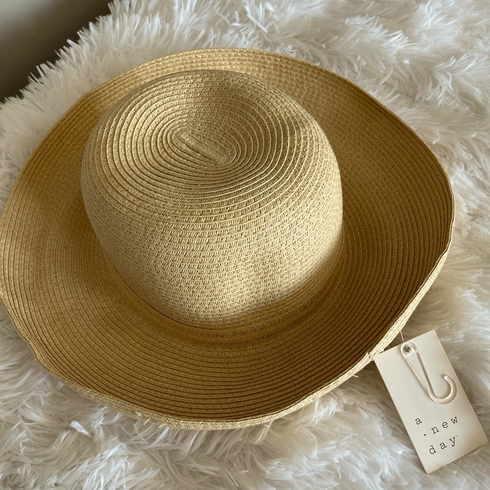 Wome’s Kettle Brim Hat